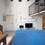 Downtown Loft In Apartman *